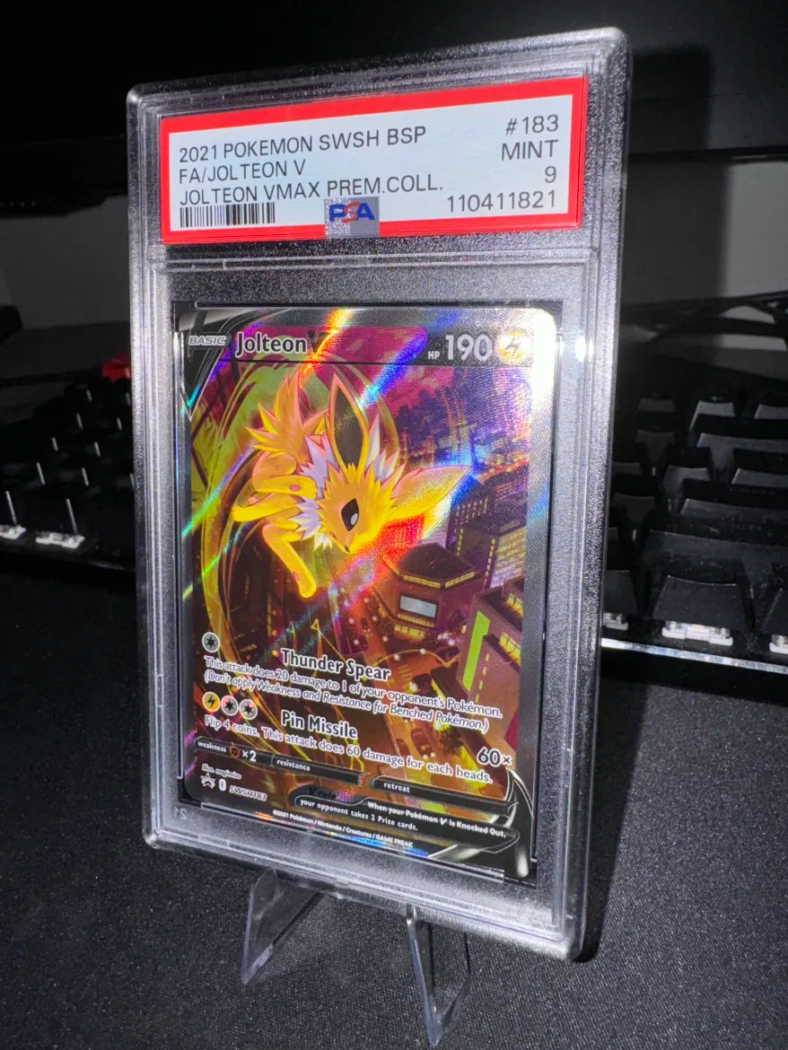 PSA 9 JOLTEON
